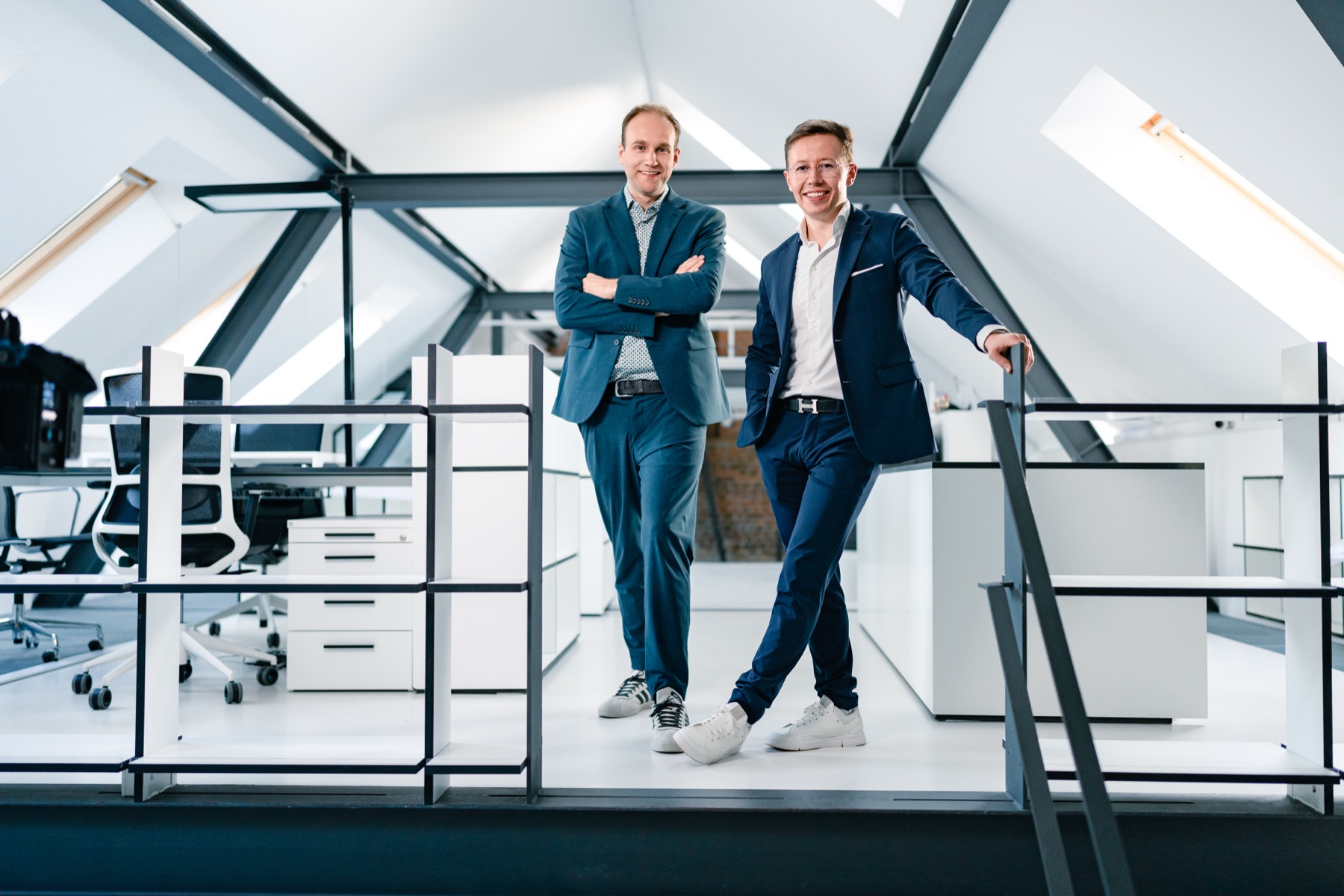 Vitalij Peil und Dominik Balon, Geschäftsführer der Loc-i.de GmbH